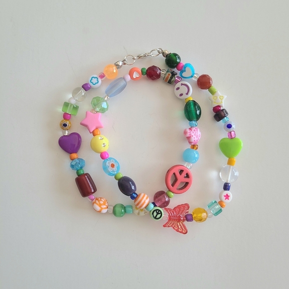 Vibrant Y2k Peace Sign Beaded Necklace - Picture 2 of 5